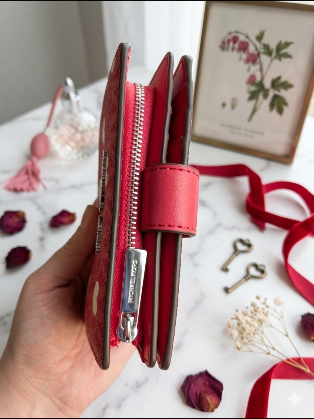 Michael Kors Jet Set Travel Medium Bifold Zip Coin Wallet Hibiscus (NWT) - Picture 3 of 8